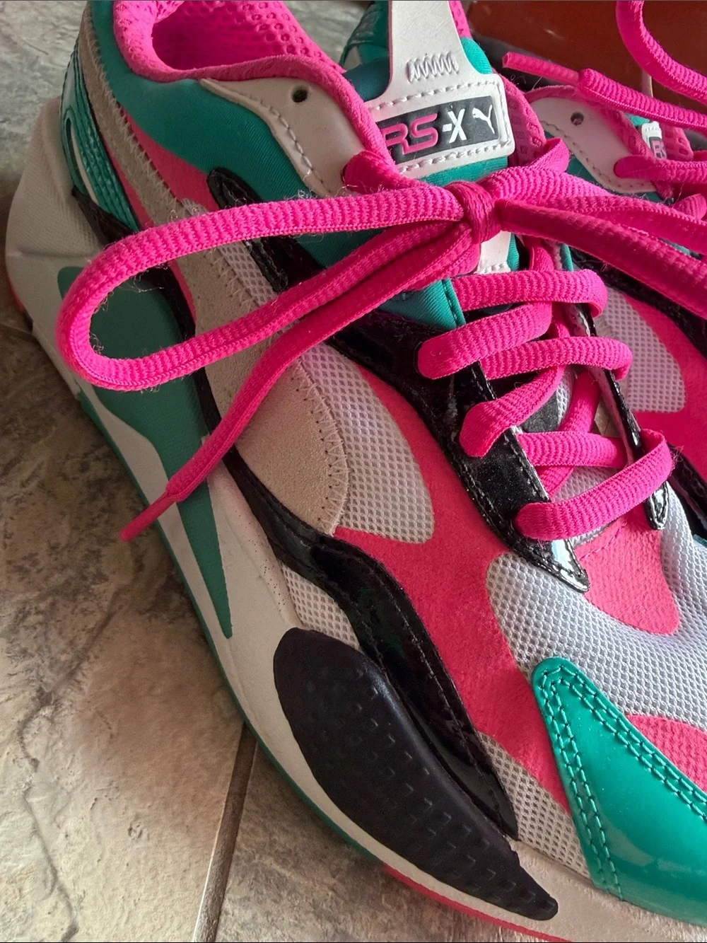 Puma RS-X low top lace up Men’s 8.5/ Women’s 10